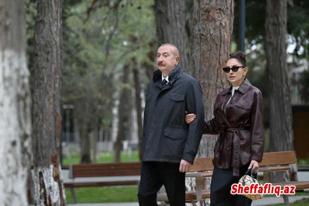İlham Əliyev və Mehriban Əliyeva Bakıda salınan yeni parkın açılışında iştirak edib