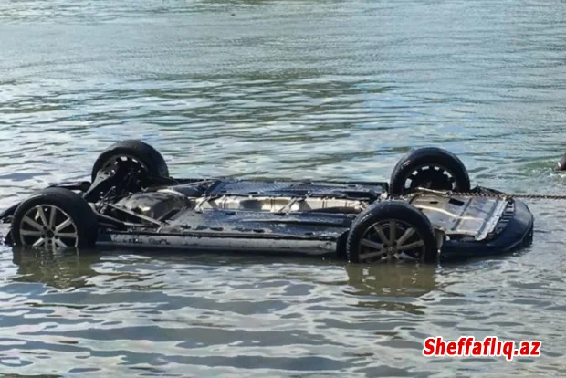 Göyçayda avtomobil su kanalına aşıb, sürücü ölüb