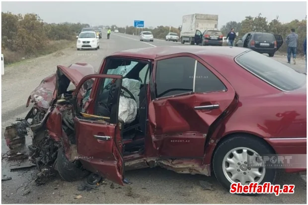 İmişlidə üç avtomobil toqquşub, xəsarət alanlar var İmişlidə üç avtomobil toqquşub, xəsarət alanlar var