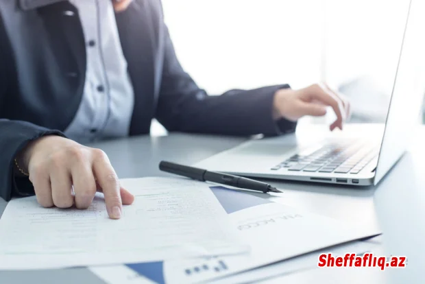 Azərbaycanda kredit götürən şəxslər işsiz qalmaqdan sığortalanacaq
