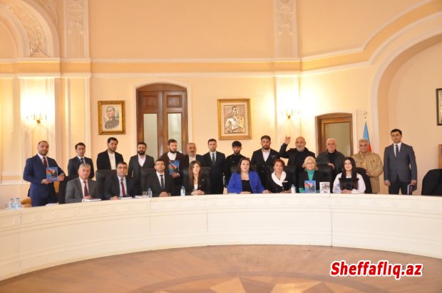 Gülər Coşqunsoyun Prezident İlham Əliyevə həsr etdiyi poemanın təqdimatı keçirilib