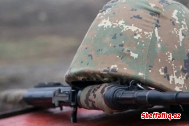 Ermənistanda iki hərbçi minaya düşüb