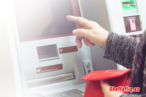 Azərbaycanda üç və daha çox uşağı olan ailələrin 5 il tez pensiyaya çıxması təklif edilib