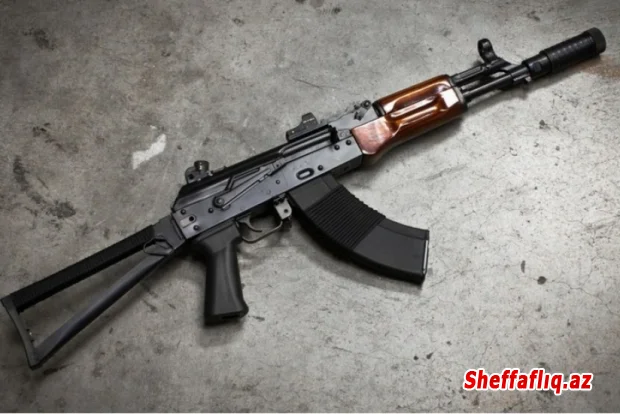 Məhkumun Bərdədə evində gizlətdiyi avtomat silahı aşkarlanıb