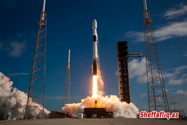 "SpaceX" 29 ədəd "Starlink" mini peykini orbitə çıxarıb