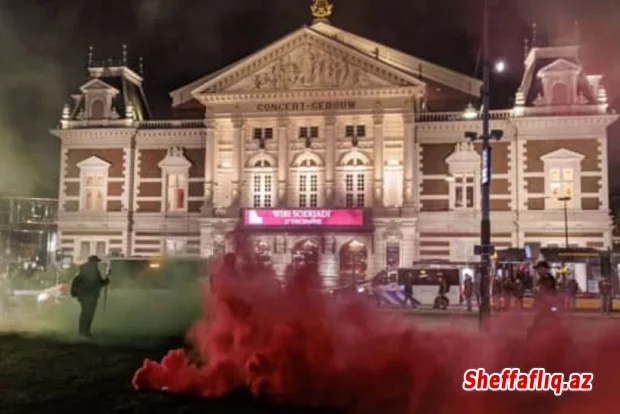 Amsterdamın mərkəzi etirazlar səbəbindən yüksək riskli zona elan edilib