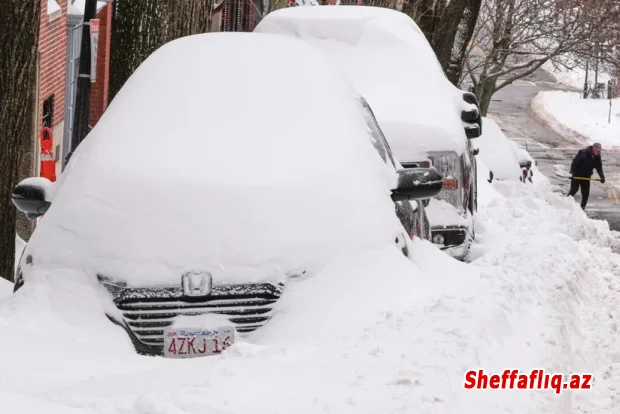 ABŞ-da tüğyan edən güclü qar fırtınası nəticəsində azı 50 nəfər ölüb.