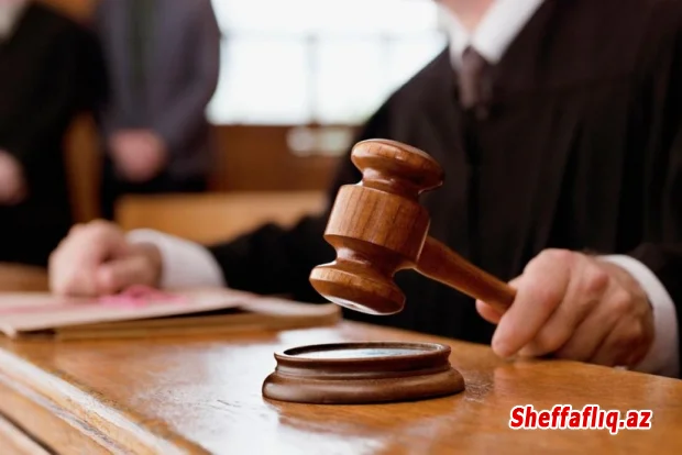 Şərurda qardaşı oğlunu mismarçıxaran çəkiclə öldürməkdə təqsirləndirilən şəxsə hökm oxunub