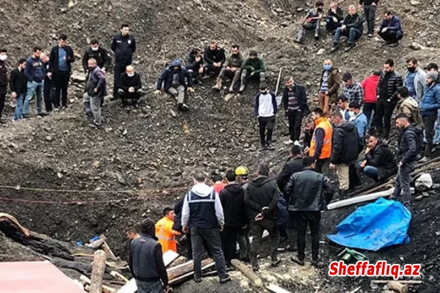 Türkiyədə kömür mədənində uçqun olub, 3 nəfər dağıntılar altında qalıb
