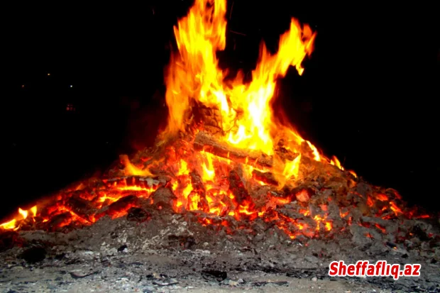 Su çərşənbəsində iki nəfər tonqalda yanıq xəsarəti alıb