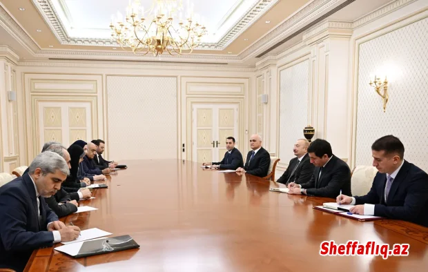 İlham Əliyev İranın yol və şəhərsalma nazirinin başçılıq etdiyi nümayəndə heyətini qəbul edib