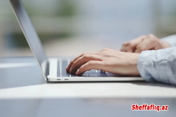 Əmlak Məsələləri Dövlət Xidməti ötən il 3 milyona yaxın elektron xidmət göstərib