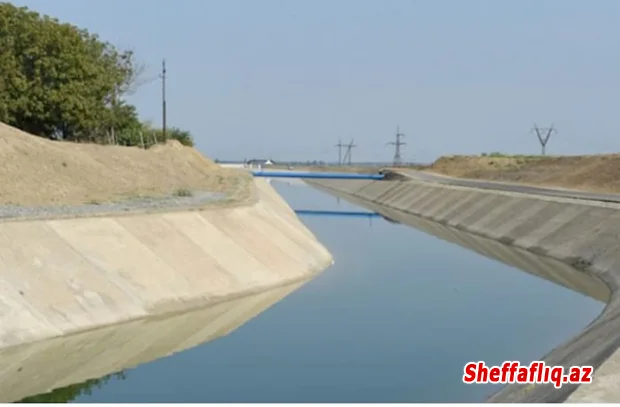 Yevlaxda iki yaşlı uşaq su kanalına düşərək ölüb