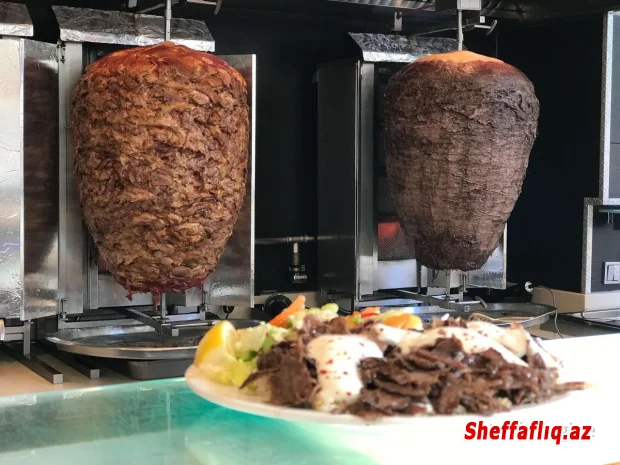 Tərtərdə iki nəfər dönərdən zəhərlənib.