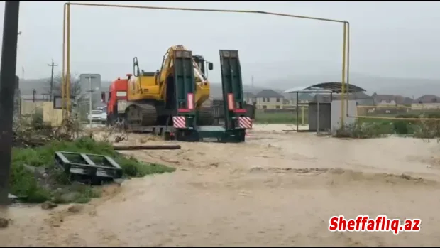 Dərbənddə su bəndinin yarılmasından sonra 350-dən çox sakin təxliyə edilib