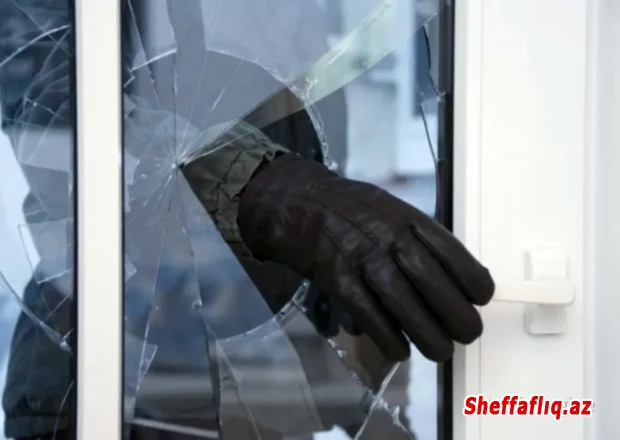 İşlədiyi evdən 30 min manatlıq oğurluqda şübhəli bilinən şəxs saxlanılıb