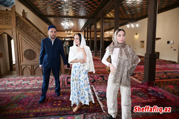 Leyla Əliyeva və Arzu Əliyeva Şəkidə Xan məscidini ziyarət ediblər