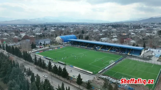 Tovuz şəhər stadionunun qazonu yenidənqurmadan sonra təftiş edilib Tovuz şəhər stadionunun qazonu yenidənqurmadan sonra təftiş edilib