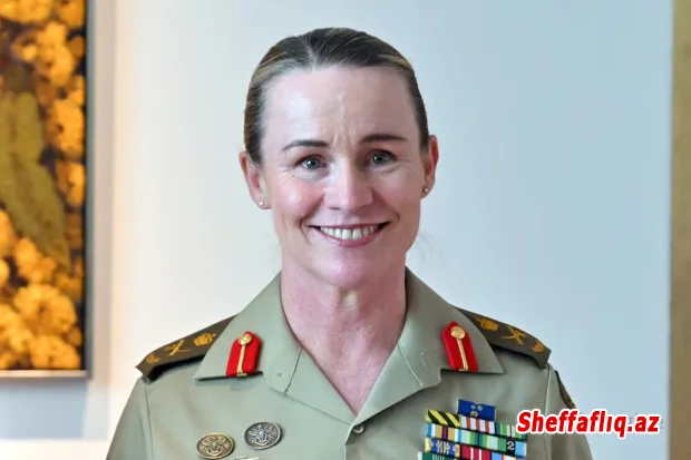 Avstraliyada ilk dəfə qadın ordu komandanı təyin edilib Avstraliyada ilk dəfə qadın ordu komandanı təyin edilib