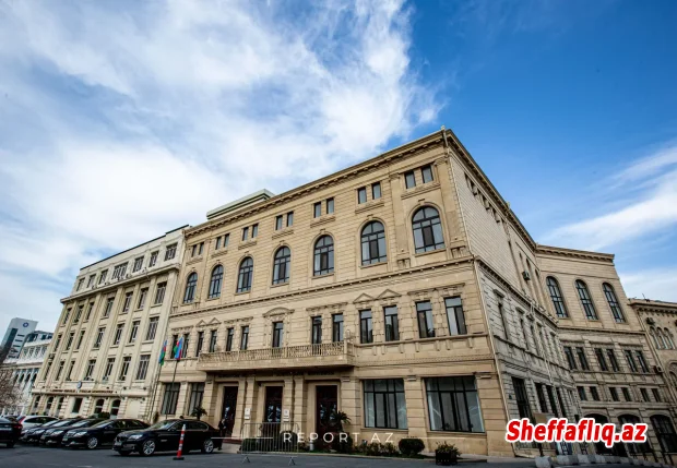 Konstitusiya Məhkəməsi: Borc müqavilələri yazılı sübutlarla təsdiq edilməlidir Konstitusiya Məhkəməsi: Borc müqavilələri yazılı sübutlarla təsdiq edilməlidir