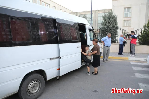 Xocavəndə, Qırmızı Bazar qəsəbəsinə və Quzeyxırman kəndinə köç karvanları yola salınıb